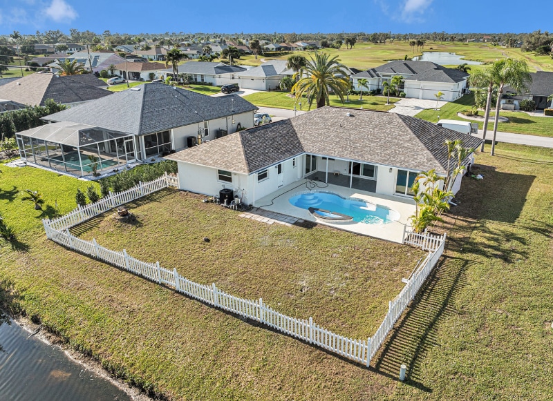 Primary Photo - 257 Bunker Rd