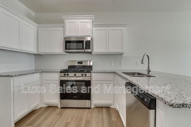 Building Photo - 11611 Mackenzie Wy