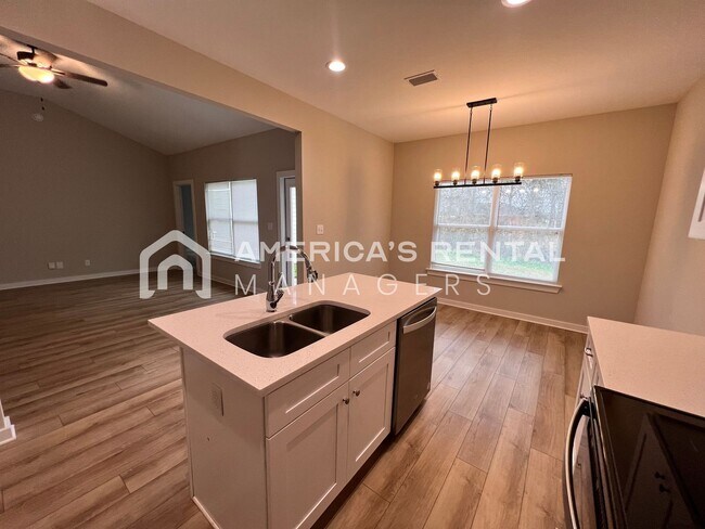 Building Photo - Home for Rent in Bay Minette, AL!! Available to View Now! DEPOSIT PENDING!!