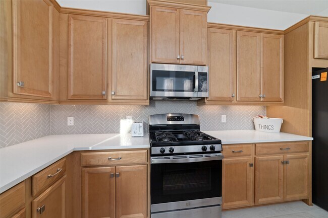 Building Photo - 331 E Coralburst Lp