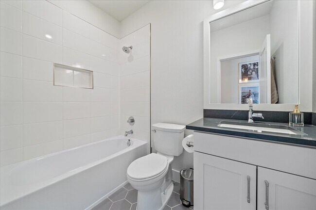 Building Photo - 7279 Kodiak Ln