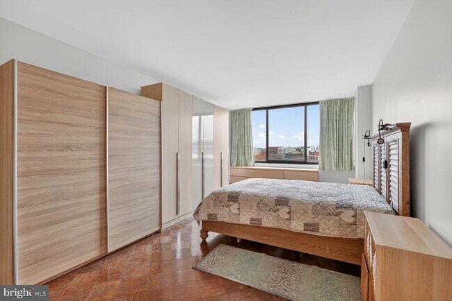 Building Photo - 2700 Virginia Ave NW