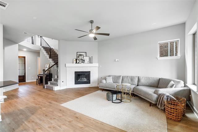 Building Photo - 2229 Preston Bend St