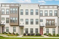 Building Photo - 2048 Holtz Ln