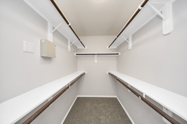 Building Photo - 21823 Wildcroft Dr