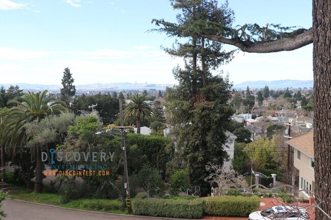 Building Photo - Traditional Six Bedroom Home with Exceptional SF Bay Views with In Law Unit