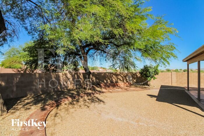 Building Photo - 9747 N Sandy Valley Dr