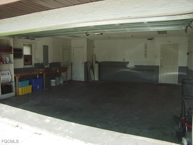 Building Photo - 620 Robert Ave