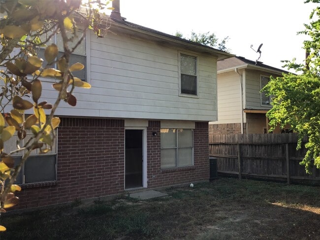 Building Photo - 11802 Sunny Stream Dr