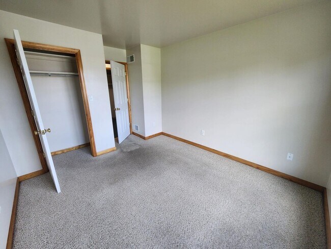 Building Photo - 11494 Williamsport Pike