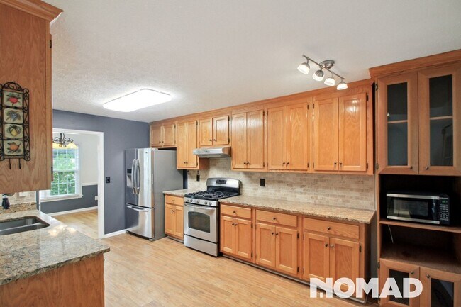 Building Photo - Charming 3BR House in Acworth
