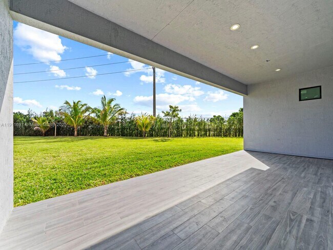 Building Photo - 22451 SW 118th Ave