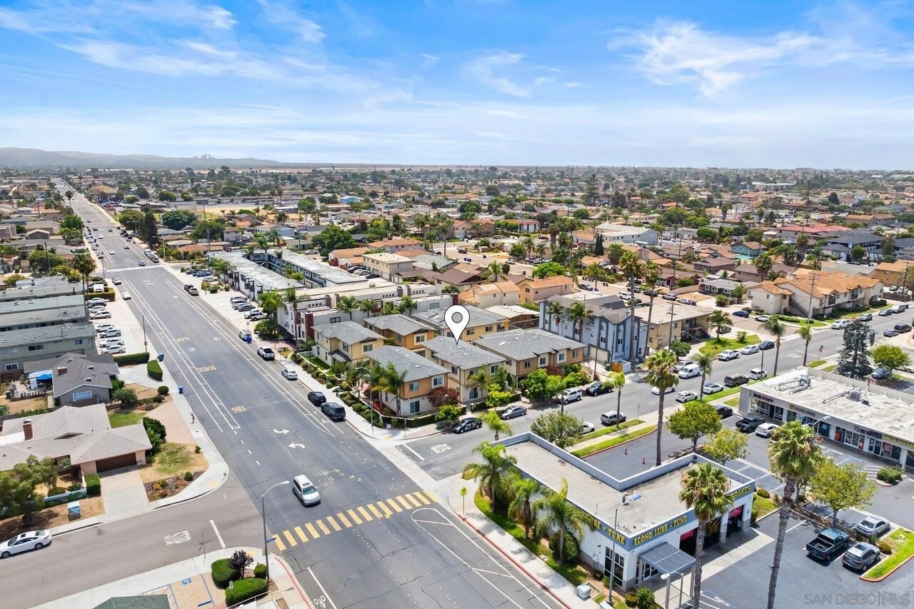 Building Photo - 1289 Donax Ave