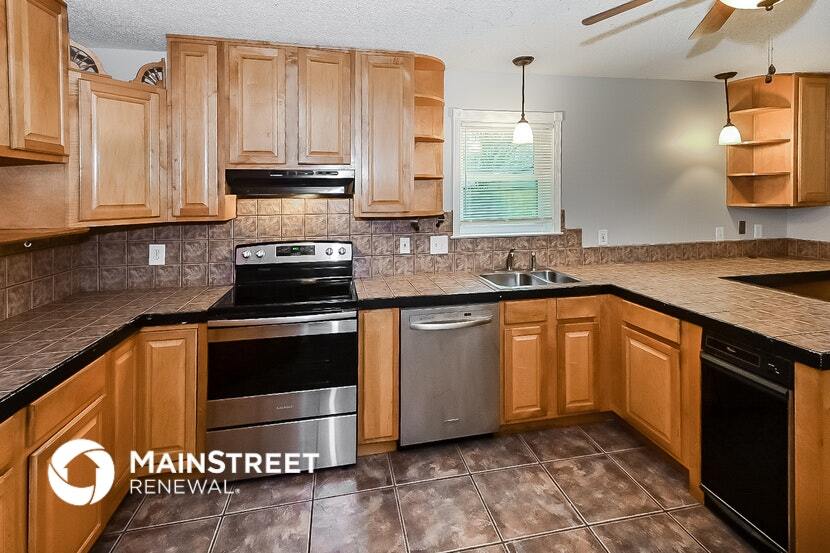 Building Photo - 3087 Newmarket Dr