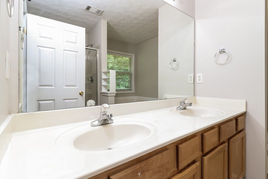 Building Photo - 1492 Whitaker Park Pl