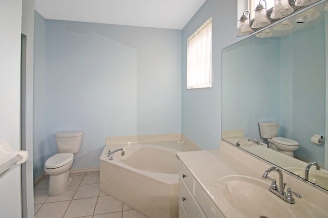 Building Photo - Osprey Home for Rent near Pineview