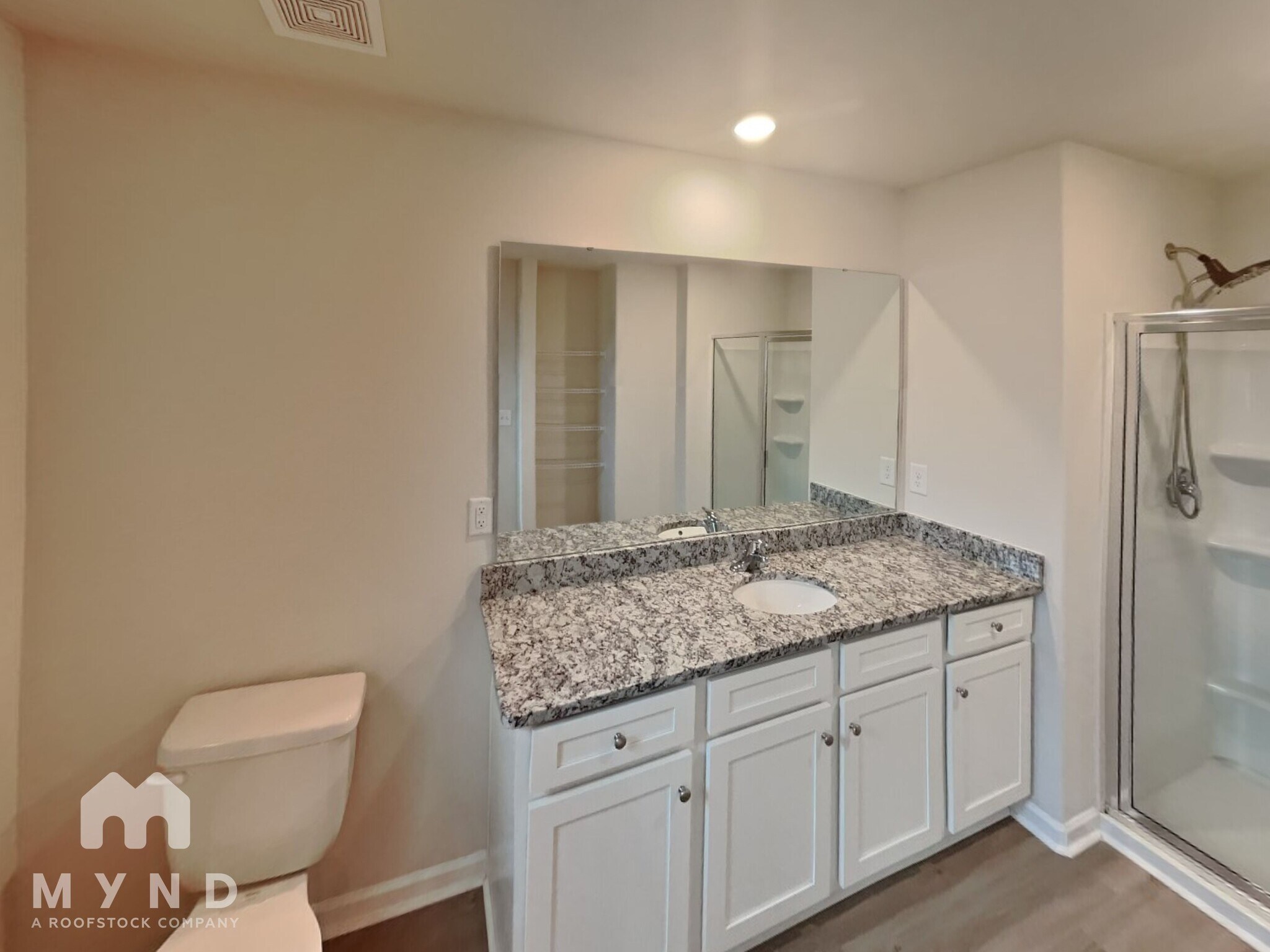 Building Photo - 3322 Brighton Dr