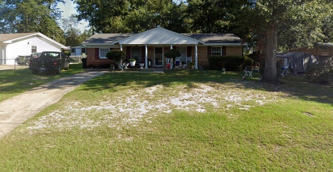 Primary Photo - 1204 Fairlane Dr