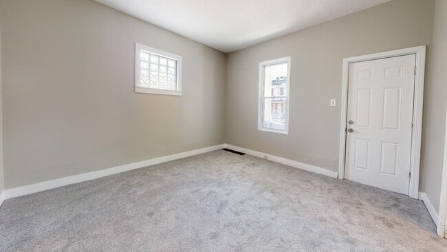 Building Photo - 3191 W 43rd St