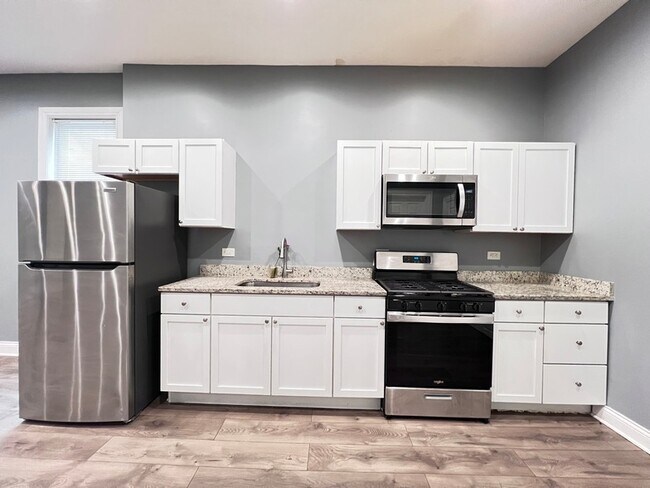 Building Photo - 7057 S Normal Blvd