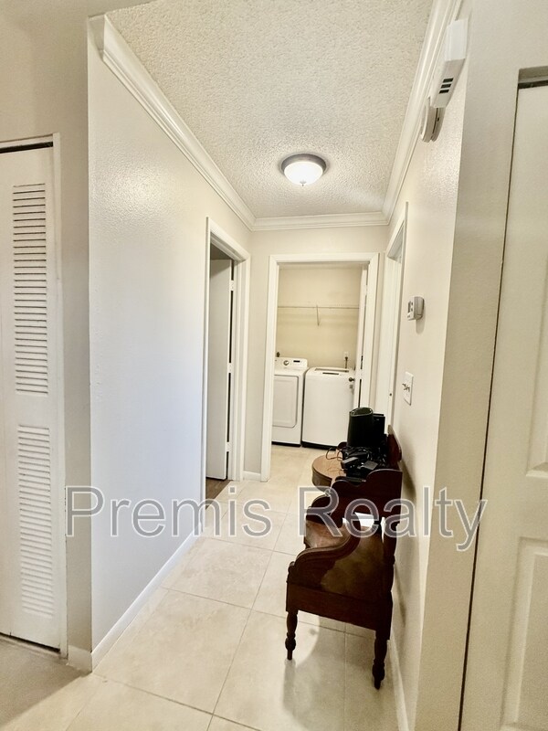 Building Photo - 1271 Powderpuff Dr