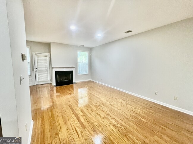 Building Photo - 3110 Garrard Pl