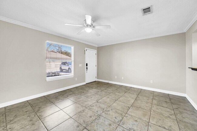 Building Photo - 1856 Shay-Lin Ct