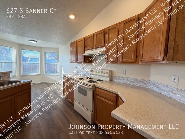 Building Photo - 627 S Banner Ct