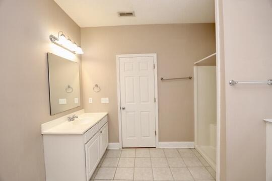 Building Photo - 3192 Mayflower Ln