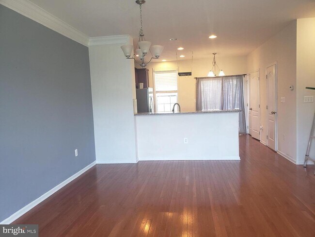 Building Photo - 43158 Whelplehill Terrace