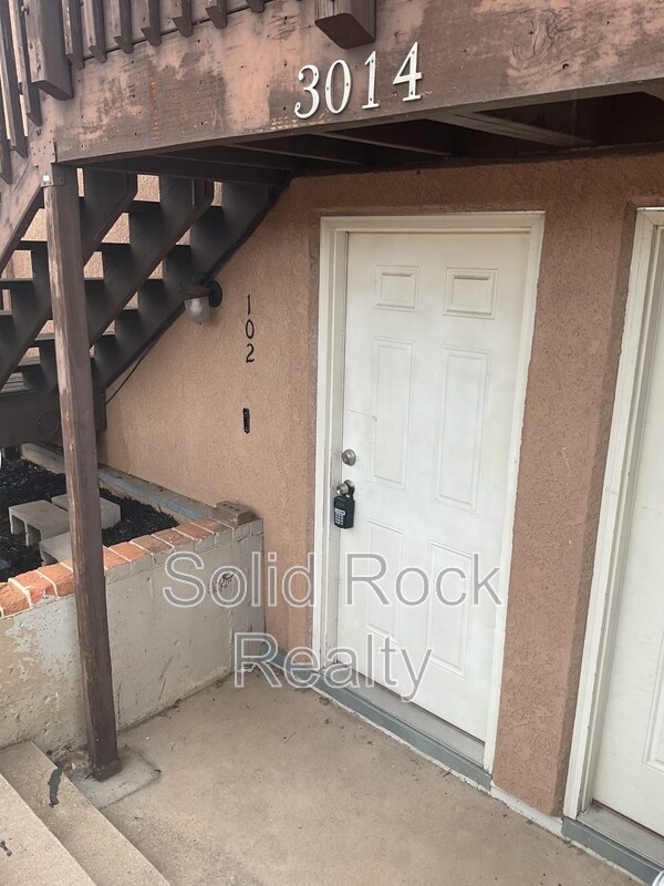 Building Photo - 3014 Mallard Dr