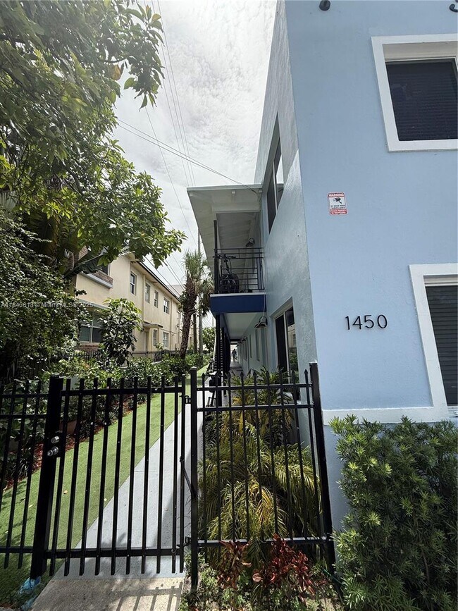 Building Photo - 1450 Lenox Ave.