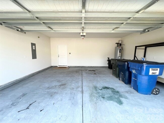 Building Photo - 11819 Midnight Wy