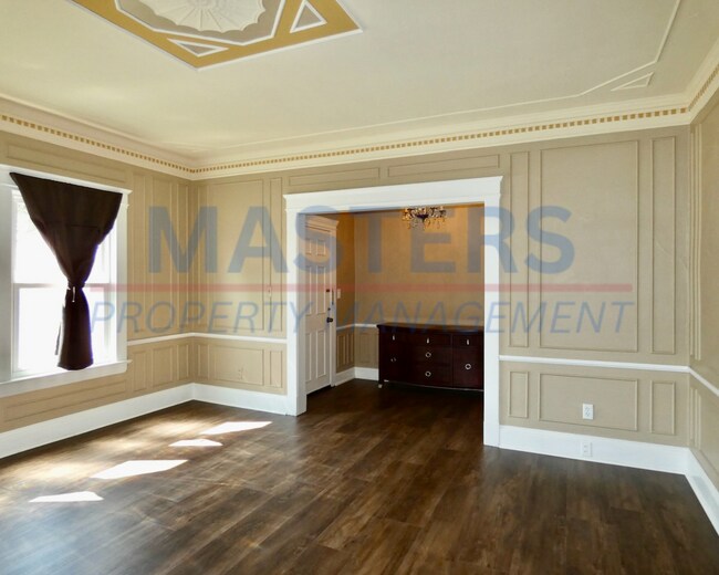 Building Photo - 1014 Dixie Hwy