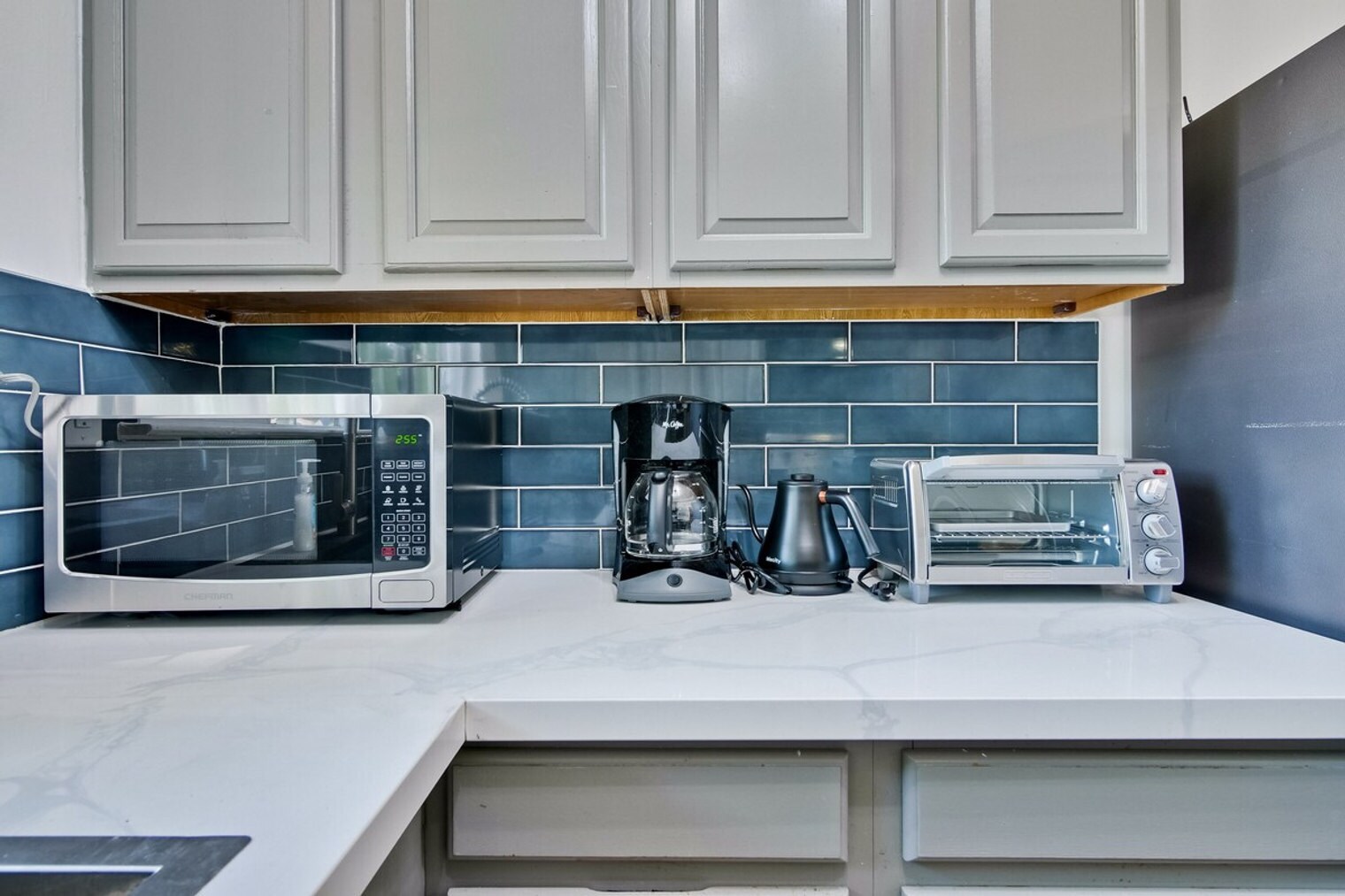 Building Photo - 1281 Flora Ave