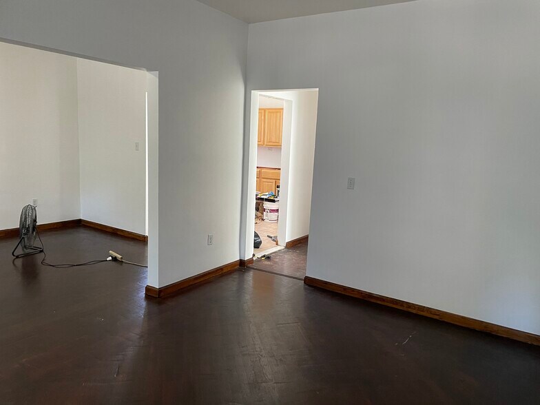 Living room and dining room - 147 Daniel Low Ter