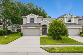 Building Photo - Spacious 3-Bedroom Townhome with Loft & Green-Space Views | Oviedo