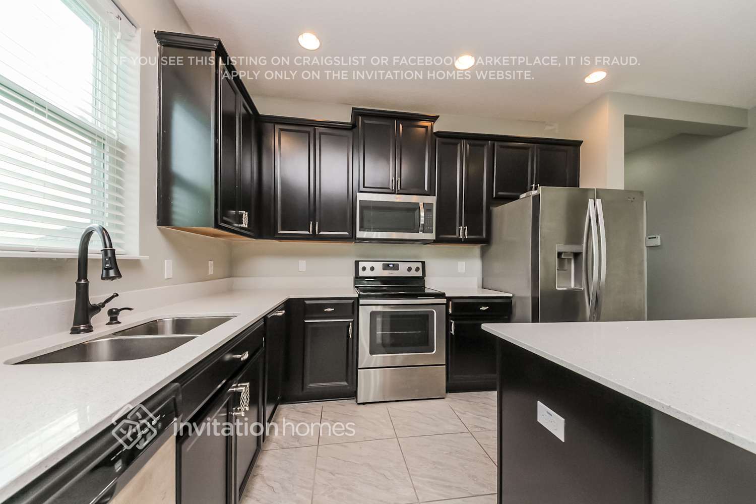 Building Photo - 3930 Wind Dancer Cir