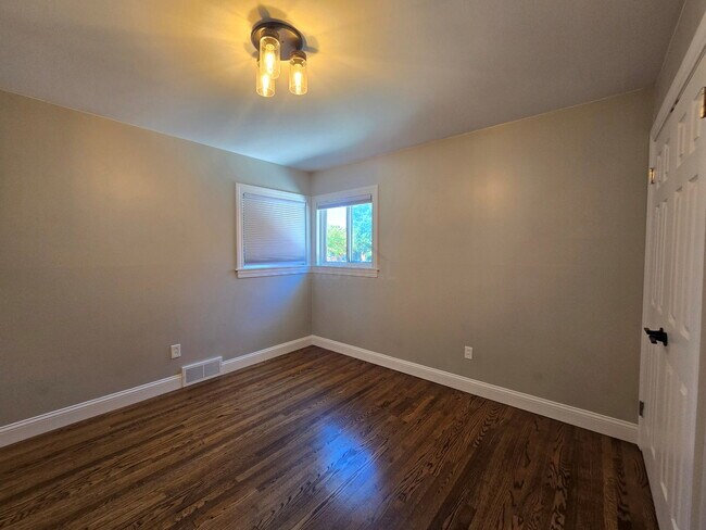 Building Photo - 29414 Sherry
