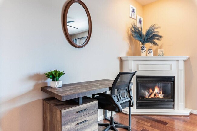 Building Photo - 2325 S G St