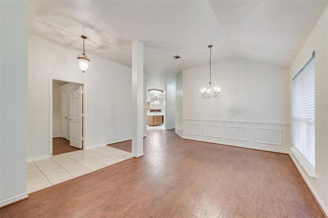 Building Photo - 2760 Beacon Hill Dr