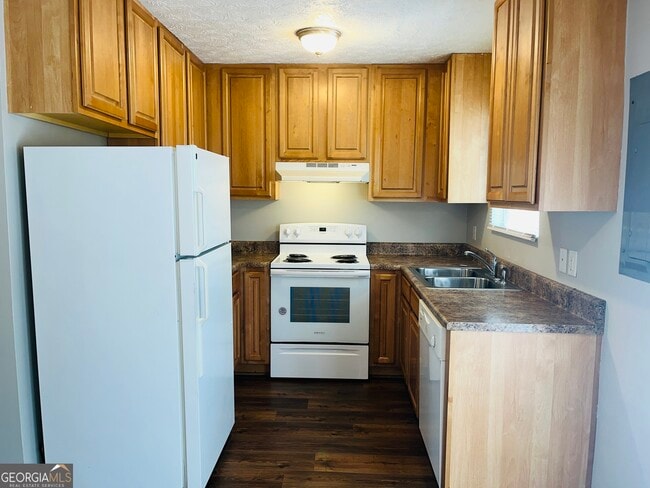 Building Photo - 605 Wilburn Ave