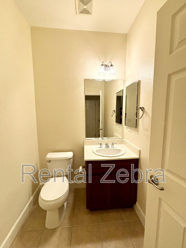 Building Photo - 480 Tolman Way