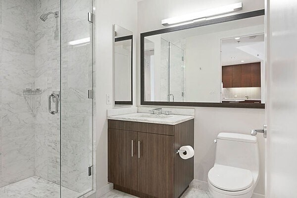 Building Photo - 580 Washington St