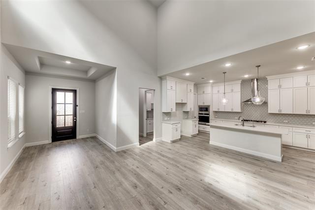 Building Photo - 4592 Refugio Dr