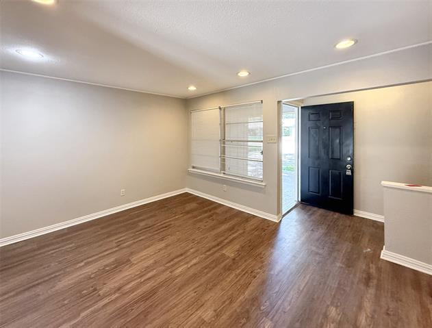 Building Photo - 3533 Antilles Dr