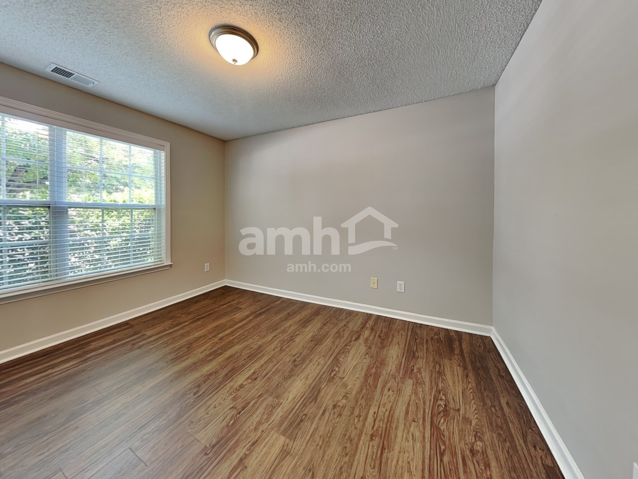 Building Photo - 23 Seaside Ln