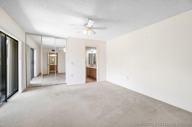 Building Photo - 1619 16th Ct