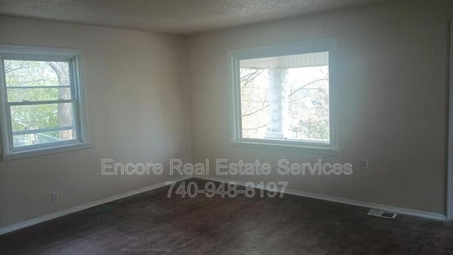 Building Photo - 480 Ridge Ave