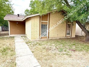Building Photo - 7042 Oldham-